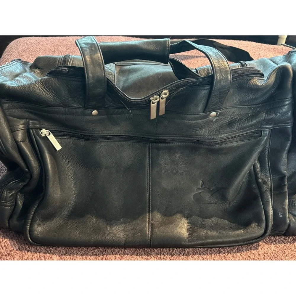 Genuine Leather Duffel Bag Black Travel Weekender Made in Colombia S.A. Carry On